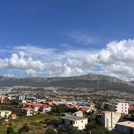 Deliri With Private Parking Apartman