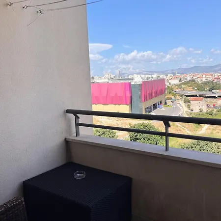 Deliri With Private Parking Apartman *