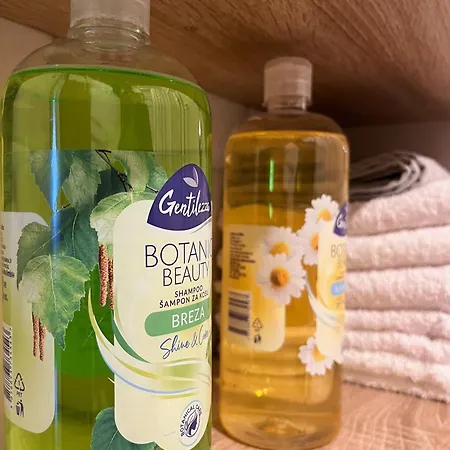 Deliri With Private Parking Apartman