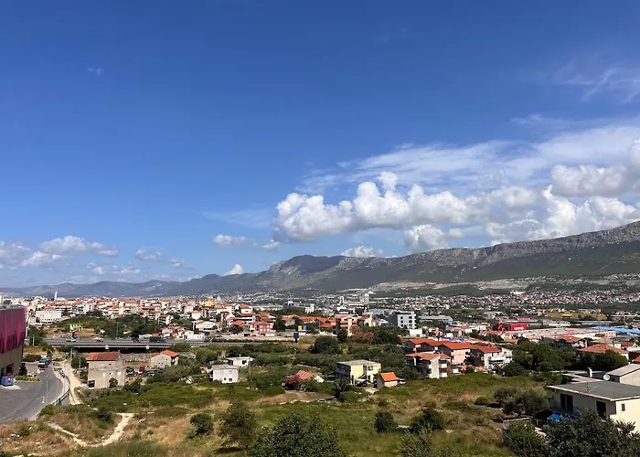 Deliri With Private Parking *