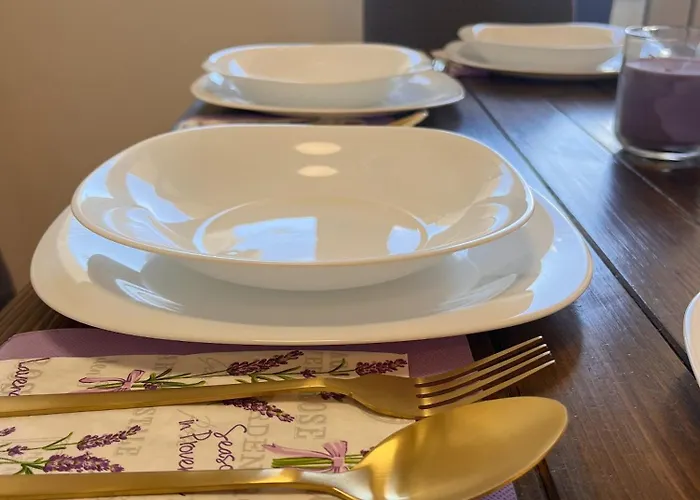 Deliri With Private Parking